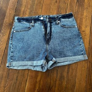 Wild Fable size 30 - 10 shorts
